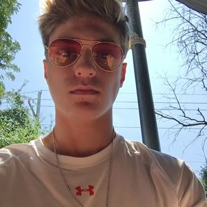 Meet your Posher, Lavern